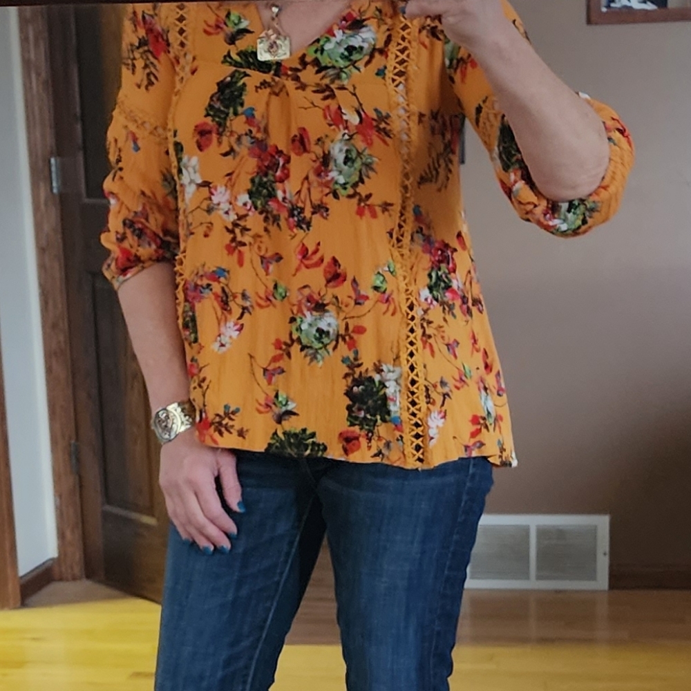 ANDTHEWHY mustard floral blouse, Small